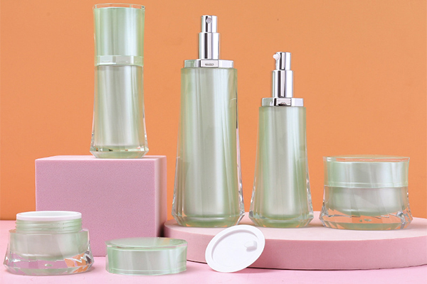 Is High-End Acrylic Cream Bottle a beautiful container for exquisite life?