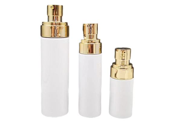 Spot Pet Transparent Electroplating Pump Lotion Bottle 40 50 60 100 150ml White Makeup Moisturizing Spray Bottle